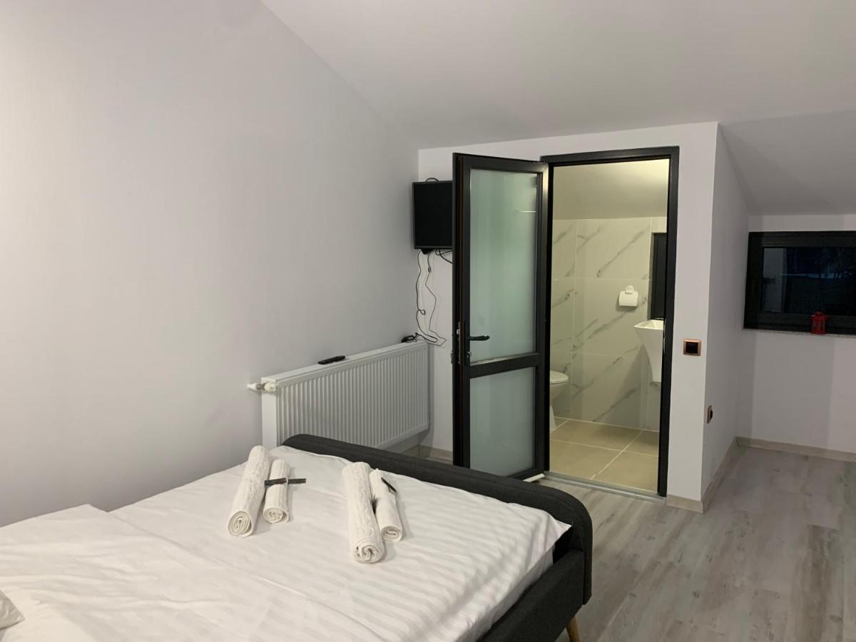 Lumea Copiilor Karina&Adelin Lupeni Hotel Lupény Kültér fotó
