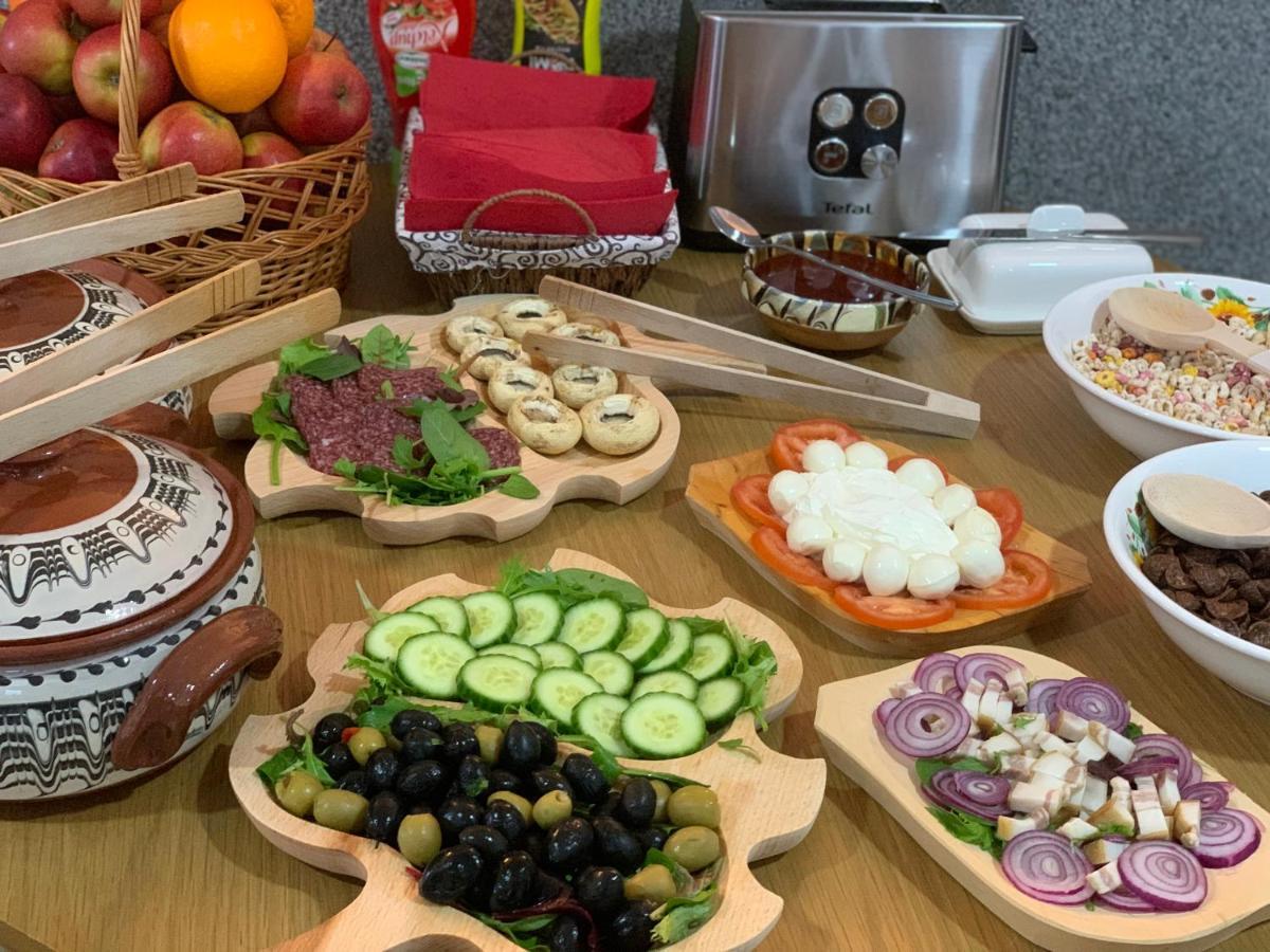 Lumea Copiilor Karina&Adelin Lupeni Hotel Lupény Kültér fotó