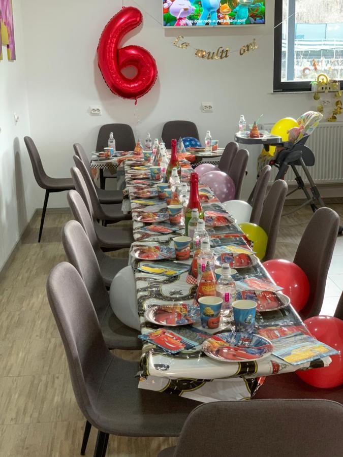 Lumea Copiilor Karina&Adelin Lupeni Hotel Lupény Kültér fotó