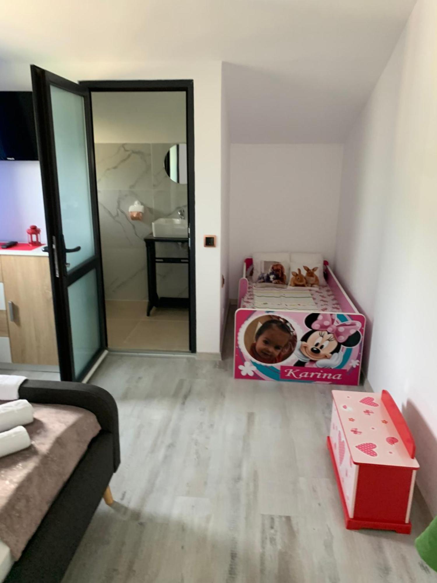Lumea Copiilor Karina&Adelin Lupeni Hotel Lupény Kültér fotó